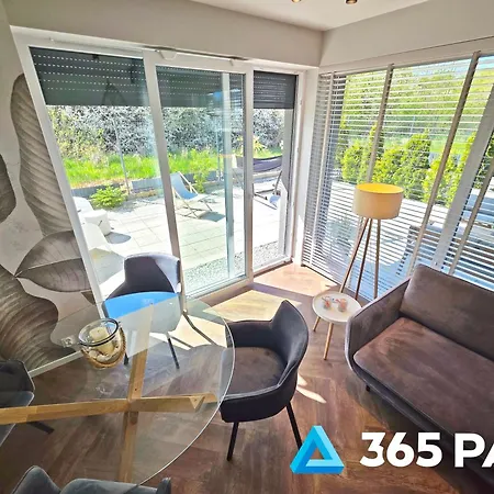 Apartament 365pam - Morze Tu - Ze Strefą Relaksu Na Tarasie